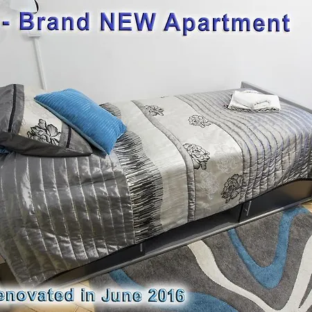 Astra 14 Apartment *